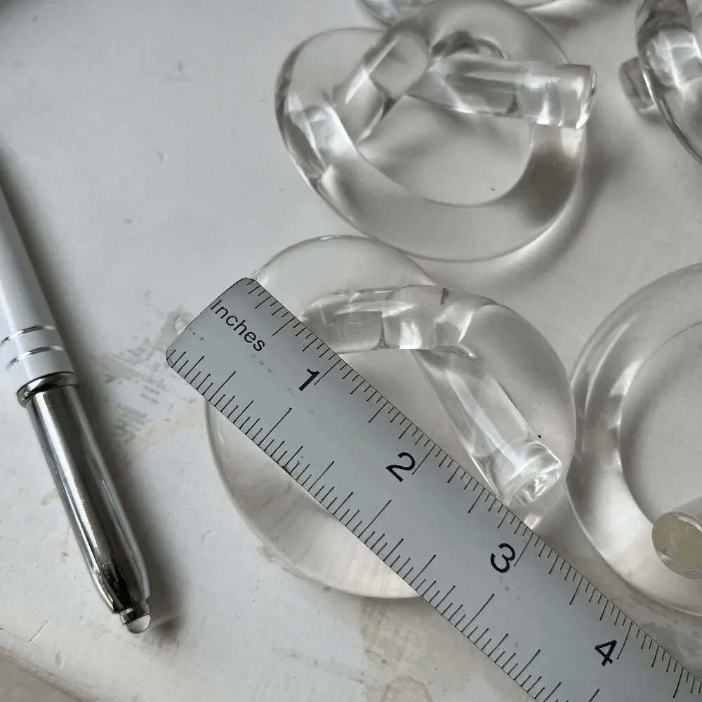Dorothy Thorpe Lucite Napkin Rings – Set of 8 Pretzel Knot Vintage MCM